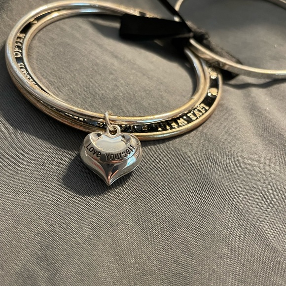 Bangles - Picture 3 of 4